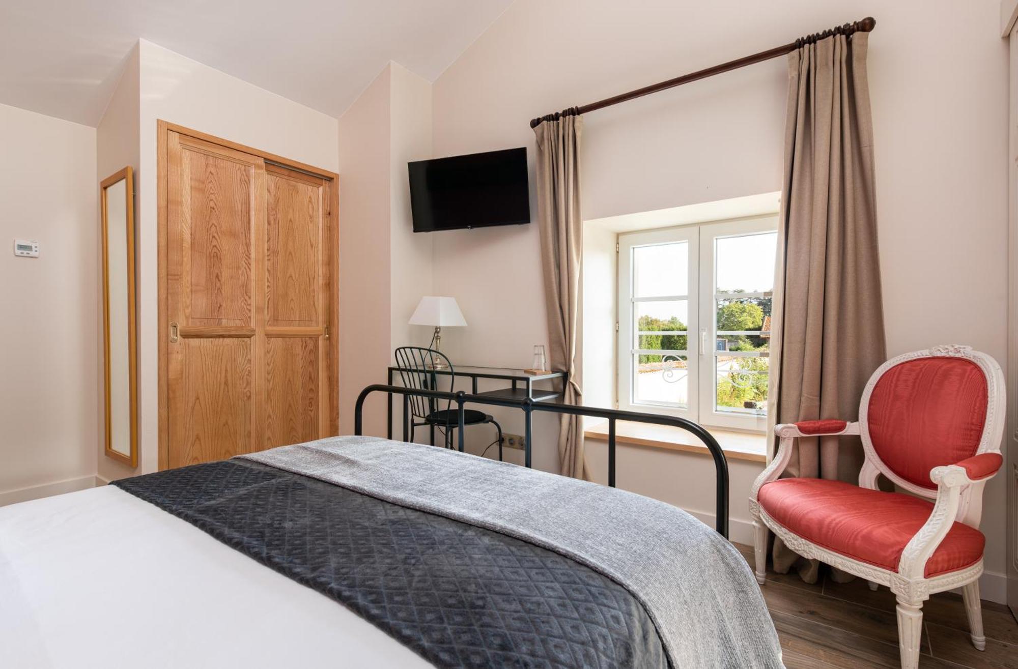Le Cottage Du Parc Chambeon Habitación foto